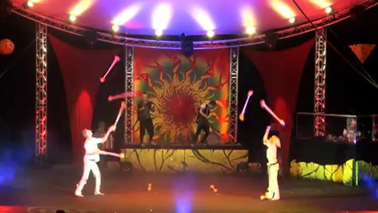 Jugglers "Viktor & Viktoriya" Da Capo Variete (2010)