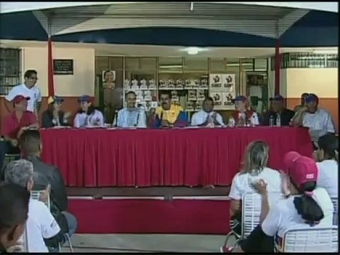 Villegas presenta nuevo taco de VTV