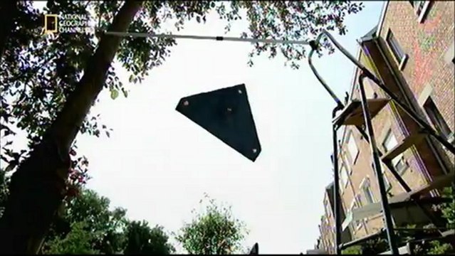 Les OVNIs envahissent l'europe - Etrange phénomènes