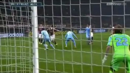 Gol de Pazzini [Milan 1-0 Lazio]