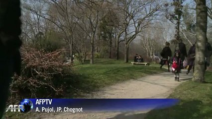 Merah: un an après, des voisins publient un livre