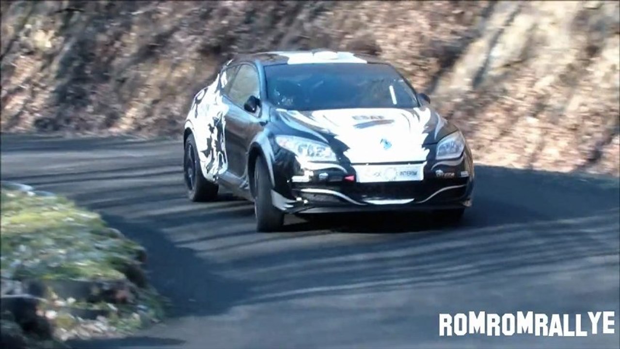 Essais Renault Sport - Mégane RS N4 avec Robert Consani