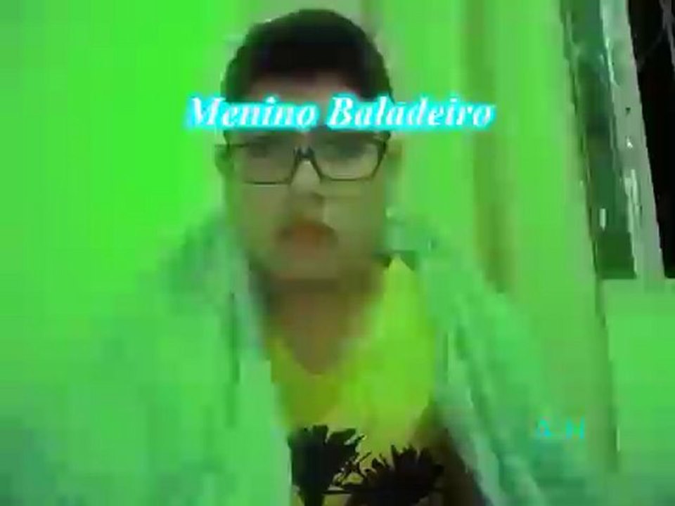 menino baladeiro tuts tuts