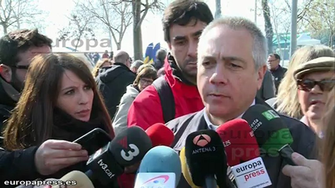 Navarro no se plantea una ruptura entre PSOE y PSC