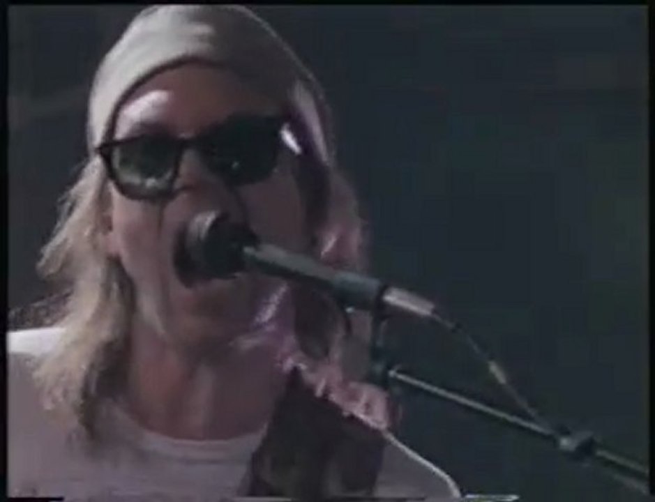 Neil Young - Fuckin Up