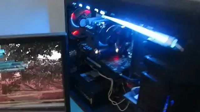 Need for Speed Most Wanted 2012 Gameplay on XFX AMD Radeon 6850 HD Eyefinity