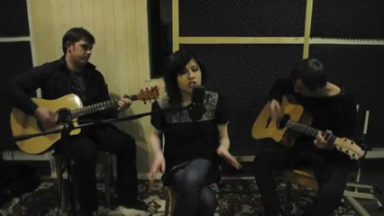 Walking by myself - Gary Moore live acoustic cover LAG