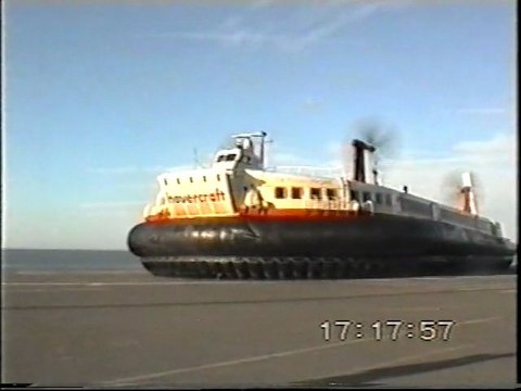 SRN4 Hovercraft waving good bye at Calais