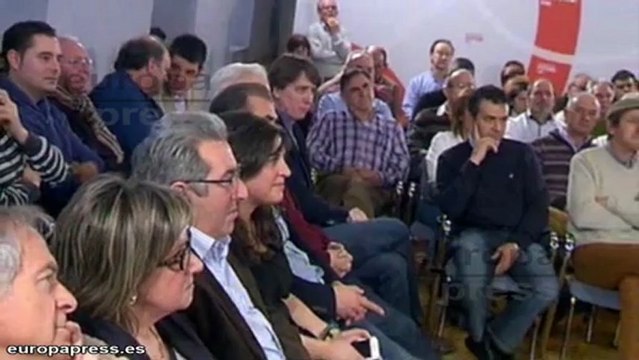 Rubalcaba: Hay que buscarle un empleo a Montoro