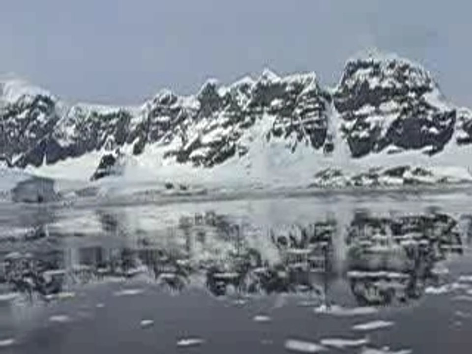 antarctique-mer-miroir