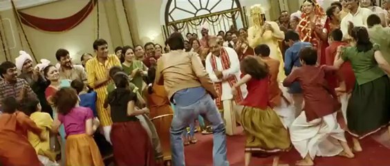 Himmatwala (2013) Official Trailer; Ajay Devgan, Paresh Rawal