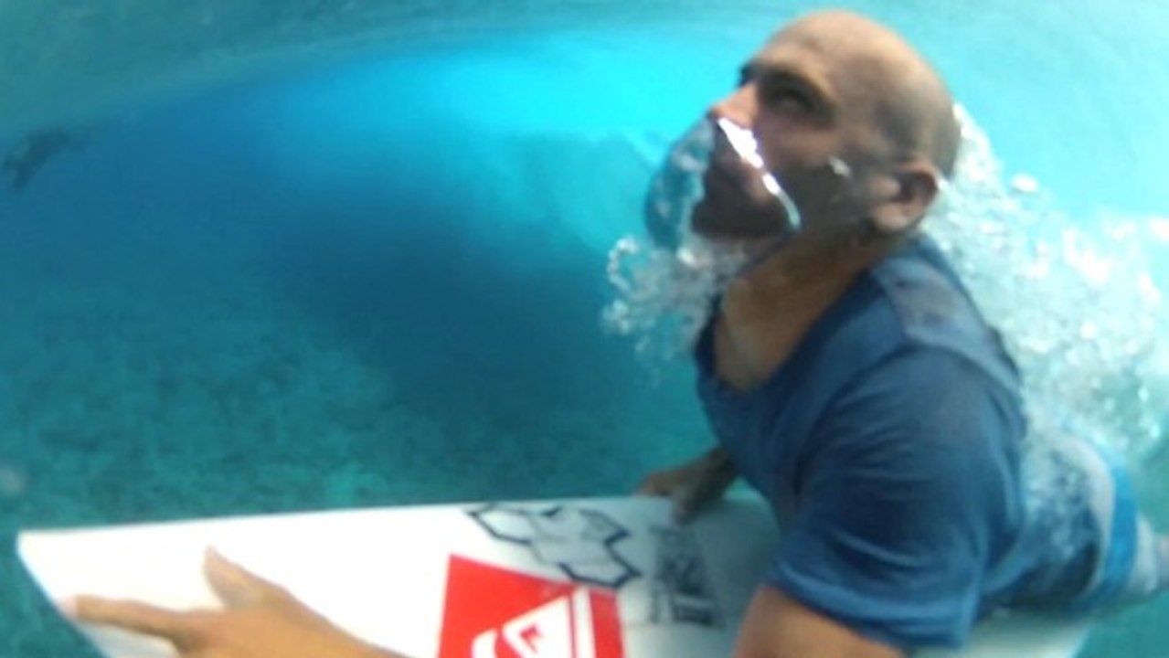 Surfing - Kelly Slater - Living an Organic Life - 2013