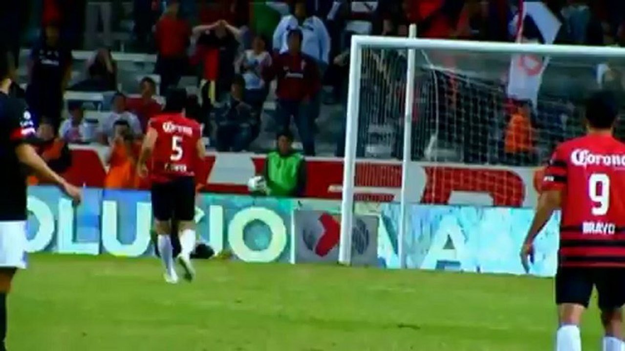 Liga MX: Latte, Pfosten, kein Tor! Riesen-Pech für Pellerano