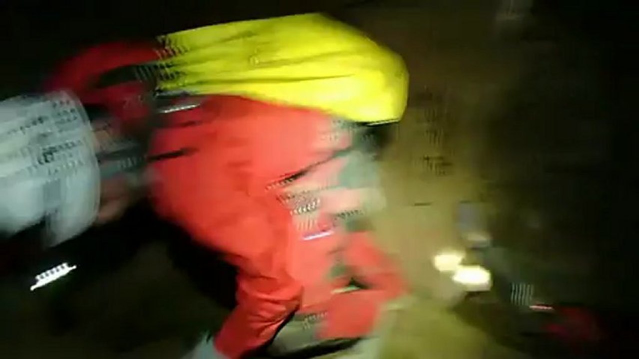 Traversée grotte claire 03 mars 2013 Alex (3)