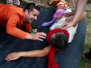 Saut à l'élastique étonnant