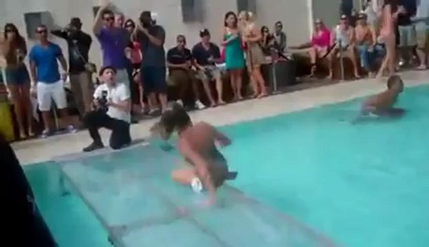 Qui fait le malin, tombe dans le ravin