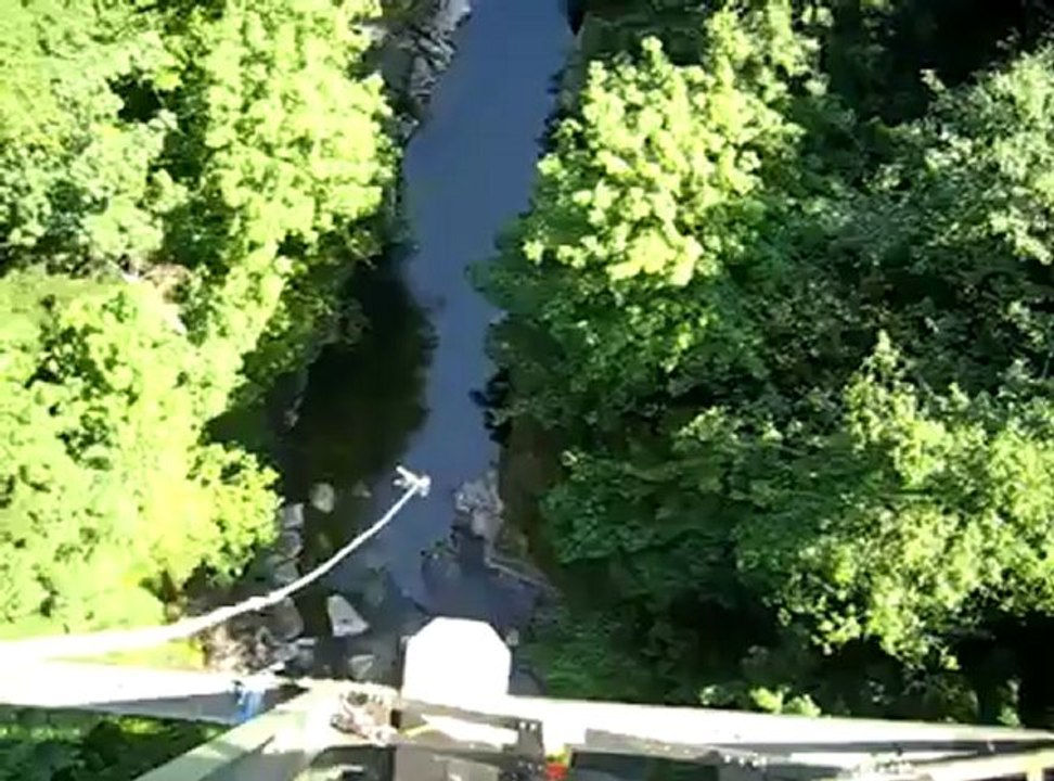 La blague du saut à l'élastique !