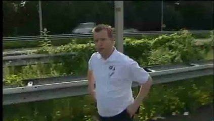 Une pluie de billets !