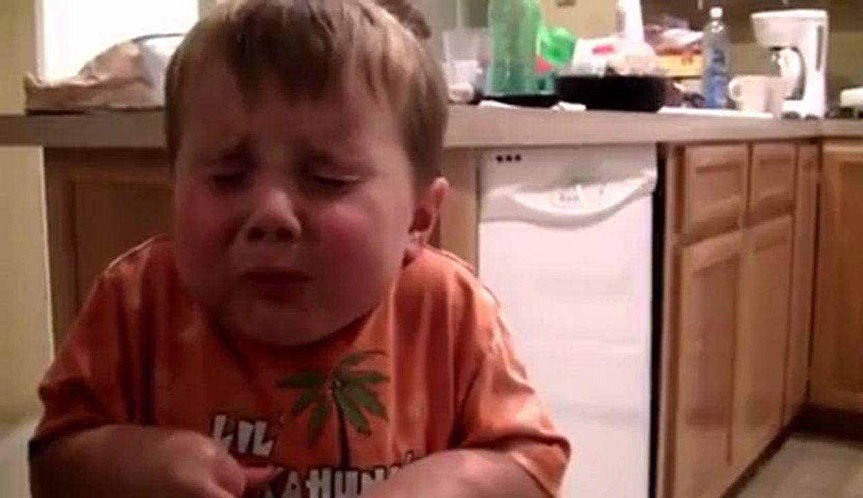 Beurk, un bonbon qui pique !