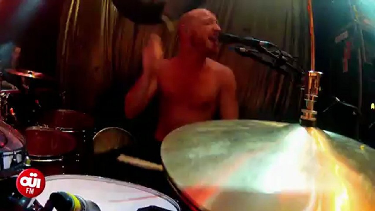 Biffy Clyro - Black Chandelier en live au festival OÜI FM Bring The Noise