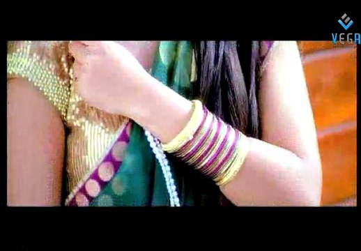 Pavitra Movie Romantic Promo Song- Shriya Saran