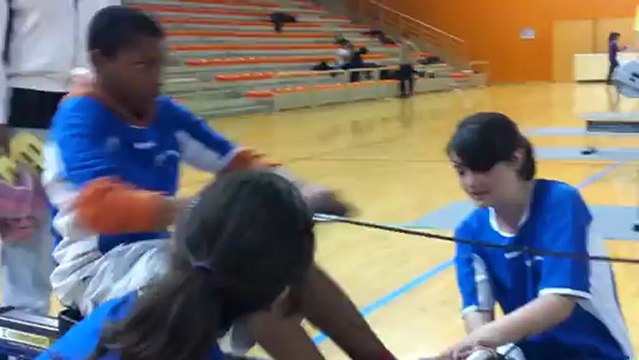 UNSS JEUX DES COLLEGES ARNAS RELAIS A L'EPREUVE DU RAMEUR