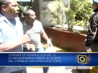 GNB impidió que jóvenes se encadenaran frente a la sede del CNE