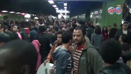 مناوشات بين المتظاهرين وركاب مترو محمد نجيب
