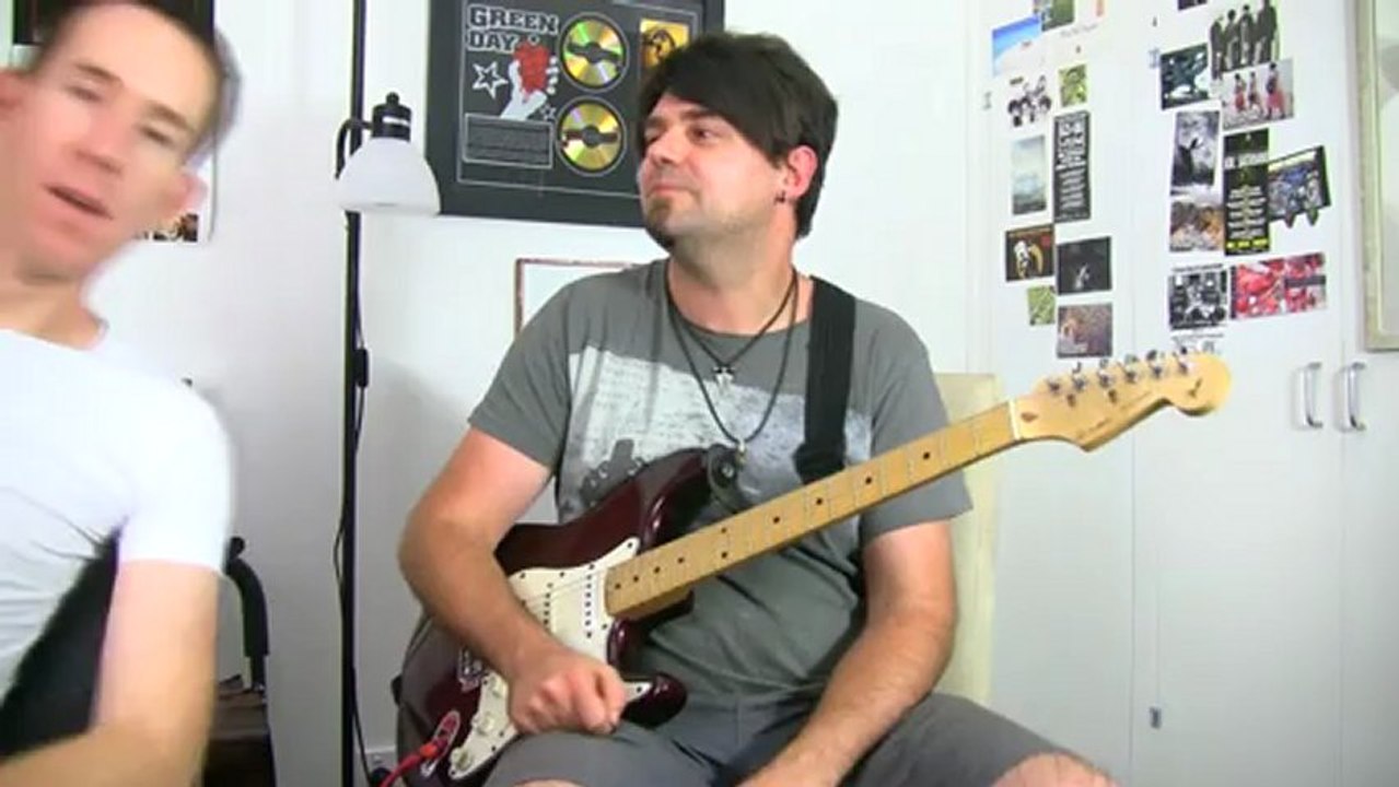 Going Beyond Scales & Highlighting Chord Tones For Magical Guitar Solos Lesson