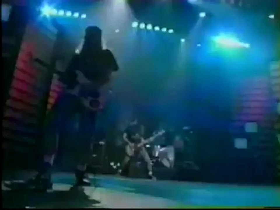 Ugly Kid Joe - Everything About You (Live MTV Movie Awards 1992)