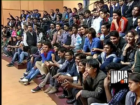 Aap Ki Adalat - Nana Patekar, Part 4