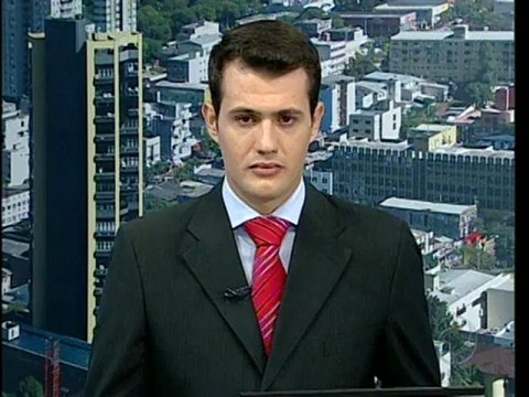 Padre expulsa menina da Igreja e manda ela ir para Igreja Evangélica