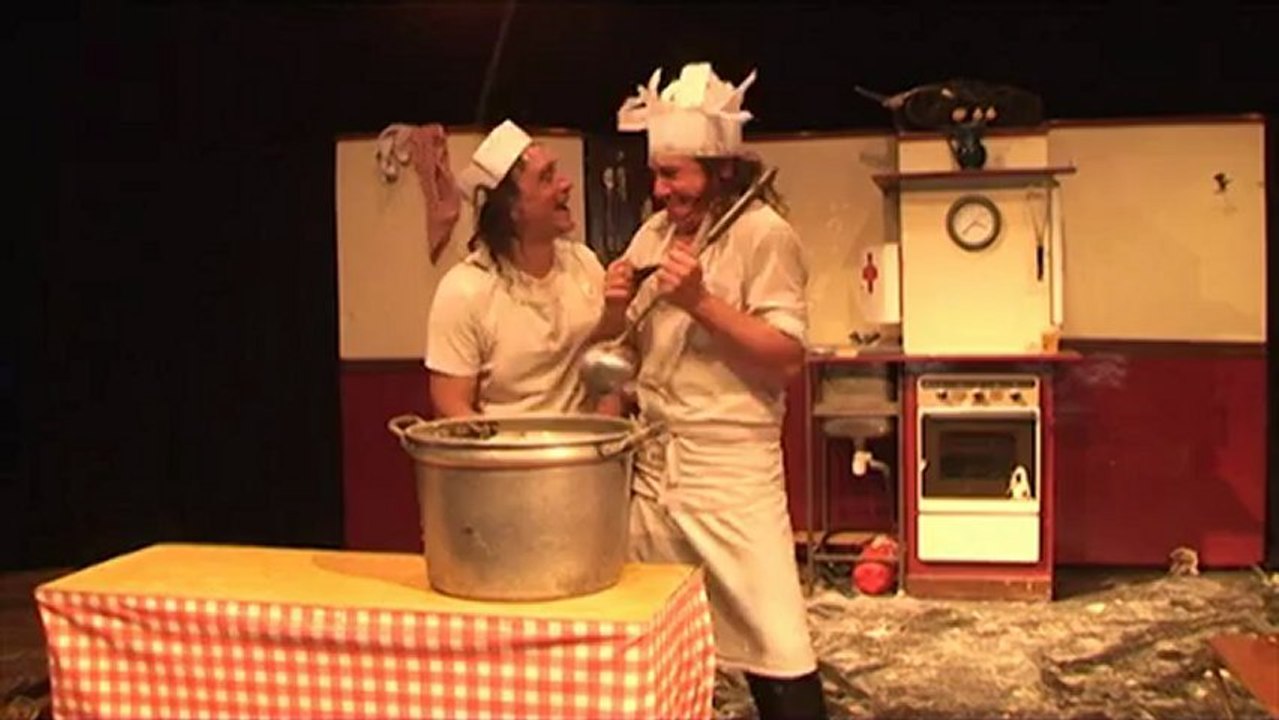 Arts de la Rue - Maboul Distorsion - La cuisine