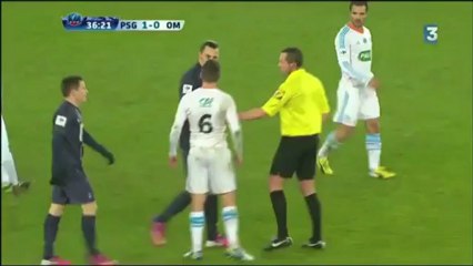 Joe Barton de moque du nez de Zlatan