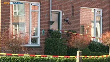 De woning van het echtpaar in Aduard wordt bewaakt door de politie - RTV Noord