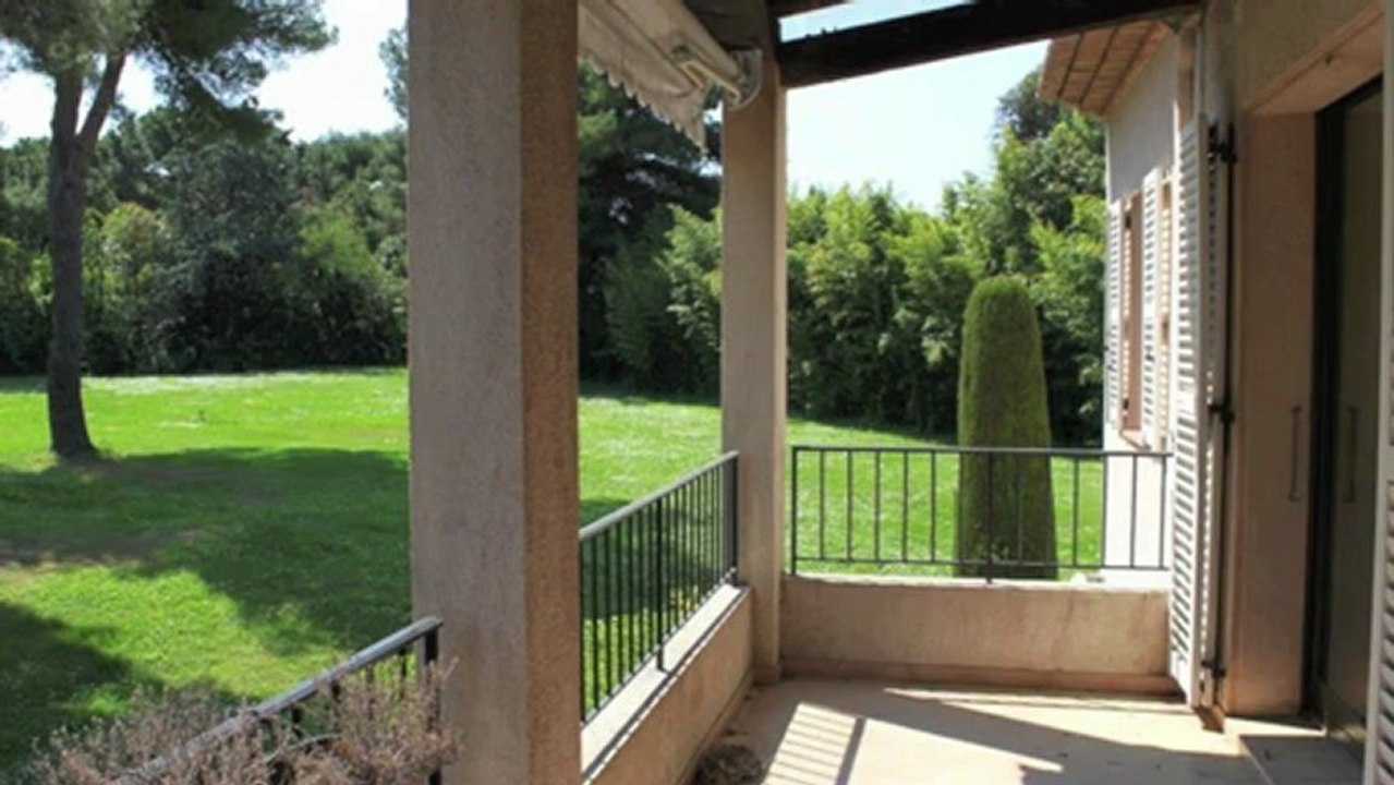 Appartement à vendre Villeneuve Loubet - Hauts De Vaugrenier - 3 pièces de 83 m²