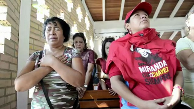 Caracas: rassemblement pro-Chavez et prières devant l'hôpital