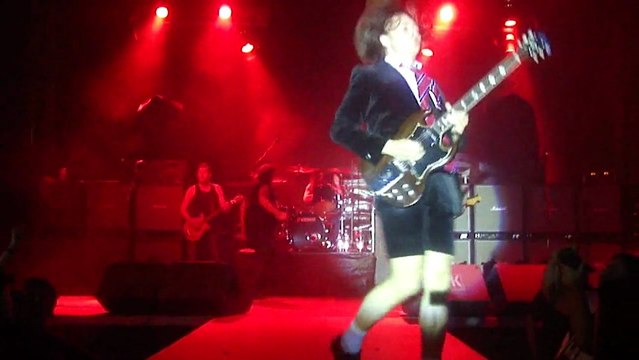 BAROCK (AC/DC coverband) - Shook me all night long