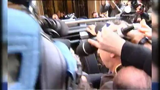 Italia, Grillo esclude il sostegno a un governo tecnico