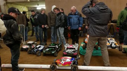 Les Losimans sont de sorties N°2 à Tours Indoor TT 1/5ème