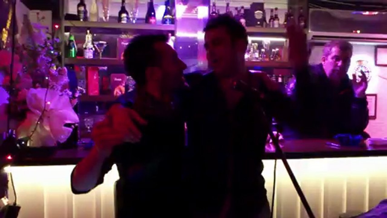 haydar haydar 2 mart demgah vay vay cafe bar da ERGİN kardeşimle beraber söylediğimiz güzel bir türkü