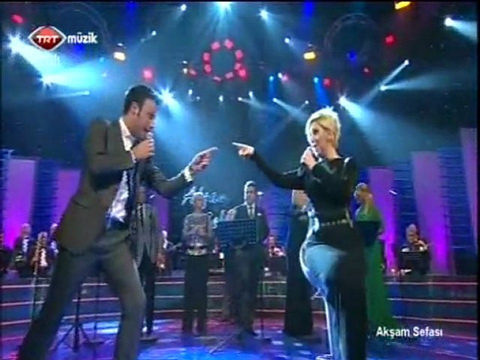 Ayşe İnak Ekiz & Mustafa Demiroğlu-Severek Ayrılalım