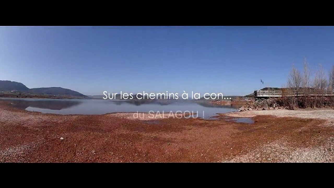 Sur les chemins à la con... du Salagou !