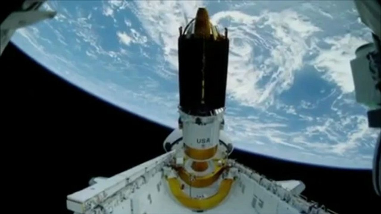 NASA 2012 - UFOS Registrados em Órbita da Terra