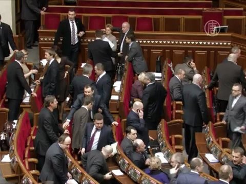 Украинский парламент снова заблокирован