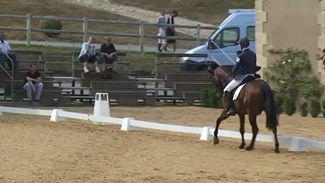 Tenareze Pompadour 5ans 12.09.12 DRESSAGE