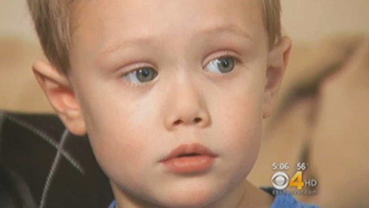 Boy Falls 3 Stories Without a Scratch video Dailymotion