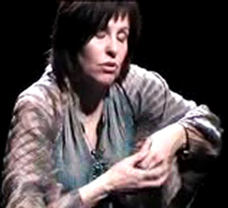 DU FIL DE L'EAU AU FIL DE SOI, DES FILEUSES AUX FEES, LA VOIX DES FEES DE ET PAR HELENE GUERS