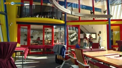 Nieuwe functie voor gemeentehuizen na herindeling - RTV Noord