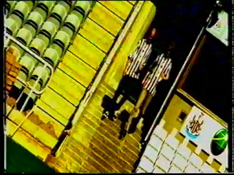 Leeds v Chelsea 97/98 (part 4 of 4)